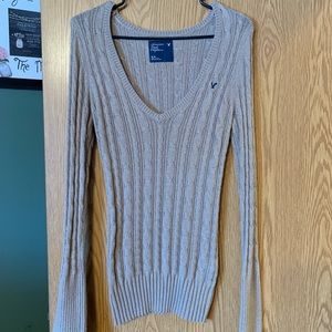 American Eagle v-neck sweater